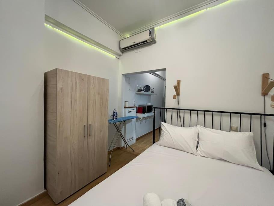 Ksenokratous-Kolonaki Cozy Apartment أثينا المظهر الخارجي الصورة